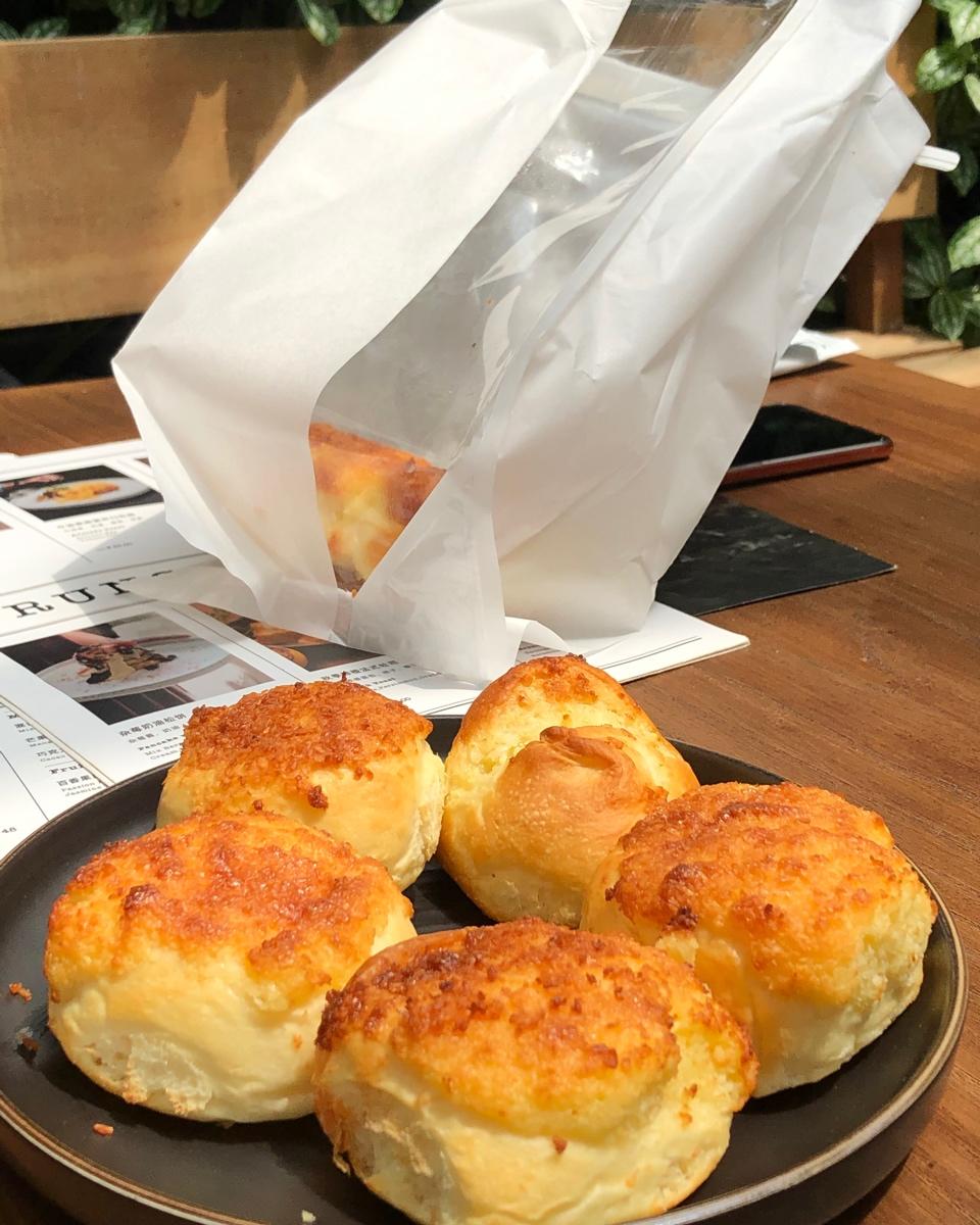 椰蓉餐包（一次发酵，玉米油版，或黄油）