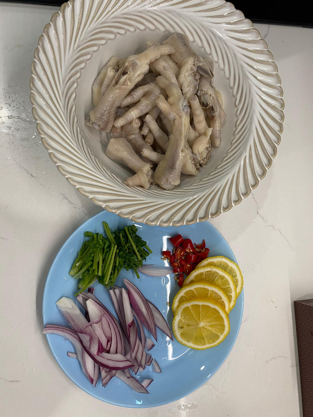 【柠檬酸辣鸡爪】自制超级无敌美味的网红鸡爪