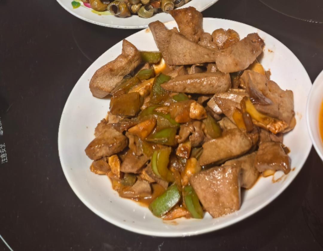 爆炒猪肝的做法