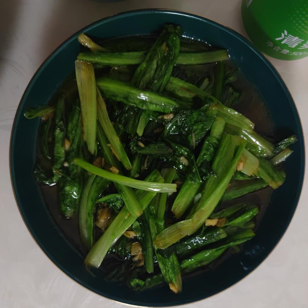 蒜蓉耗油清炒油麦菜，减脂快手菜，宝宝超爱，傻瓜步骤，屡试不爽，好吃且下饭，鲜香爽口！！