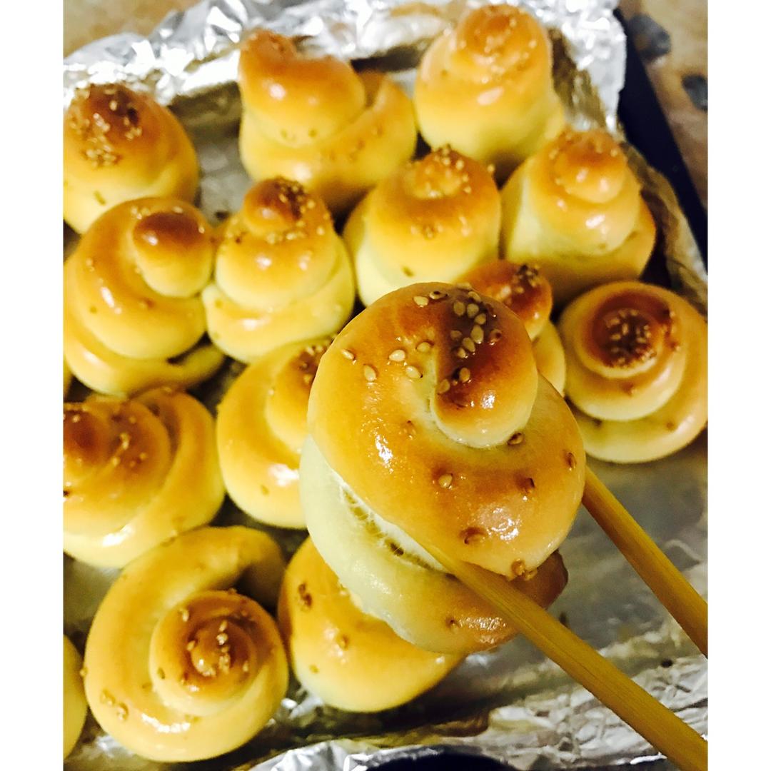 胖小rvxo0做的奶油蜂蜜小面包