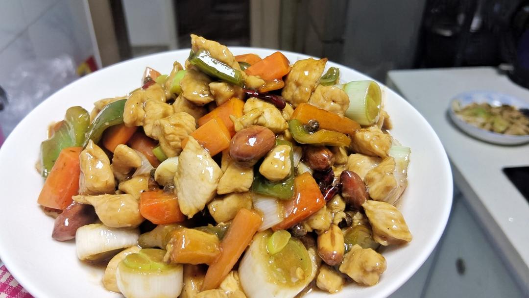 宫保鸡丁！最正宗最讲究的做法！