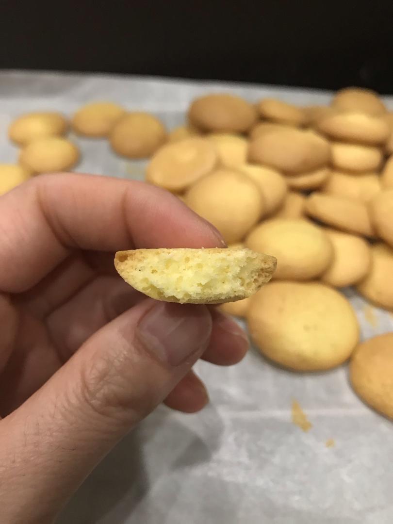 鸡蛋小饼干