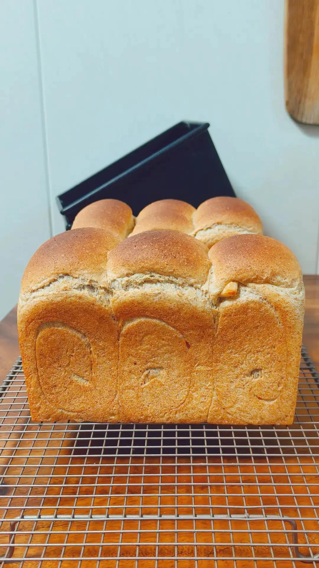 50%全麦吐司｜烫种+波兰种