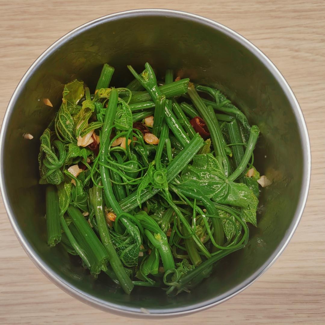 凉拌龙须菜