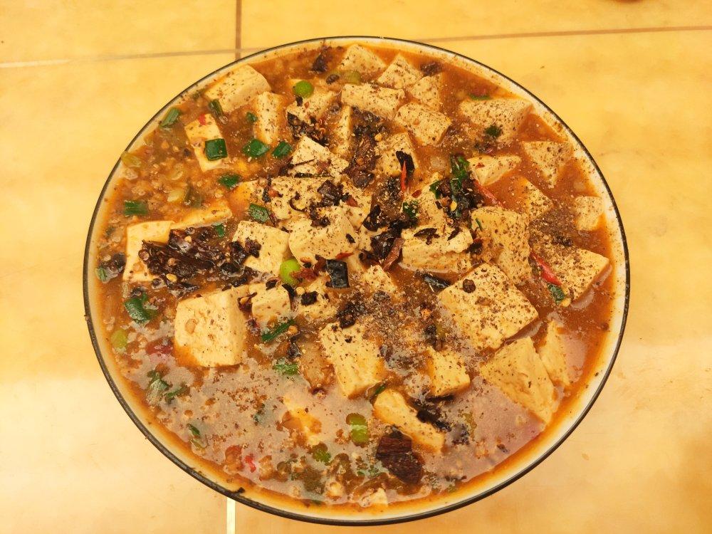 厨师长教你：“麻婆豆腐”的正宗做法，麻香味十足