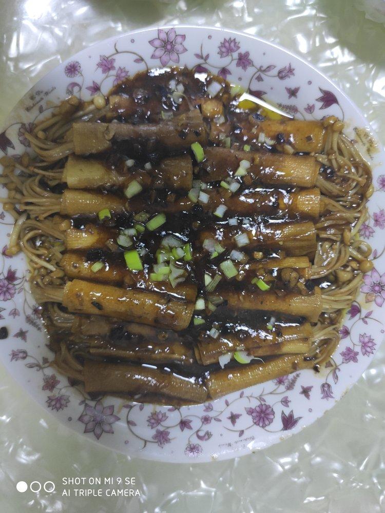 ⚡️减肥减脂素菜啃起❗️金针菇豆皮卷