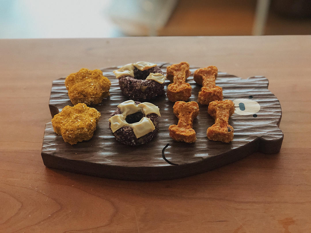 宠物狗零食胡萝卜鸡胸肉饼干（南瓜紫薯同做法）