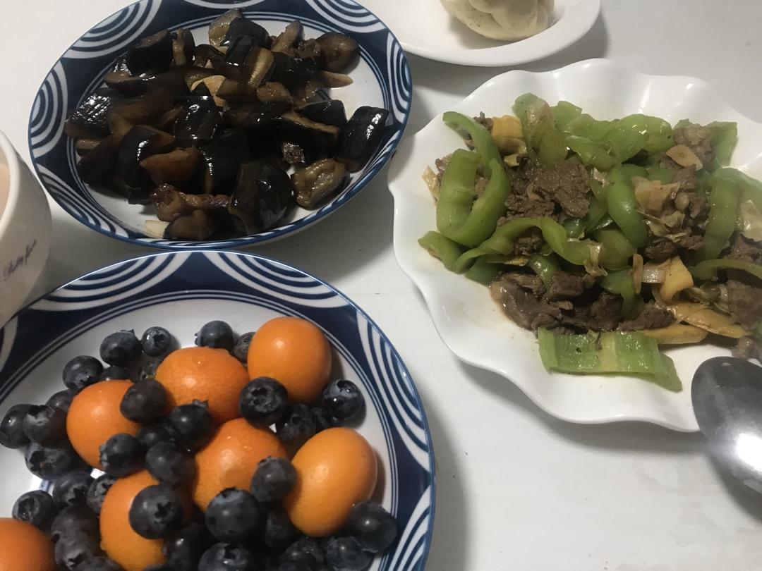 老丁的私房菜-油焖茄子