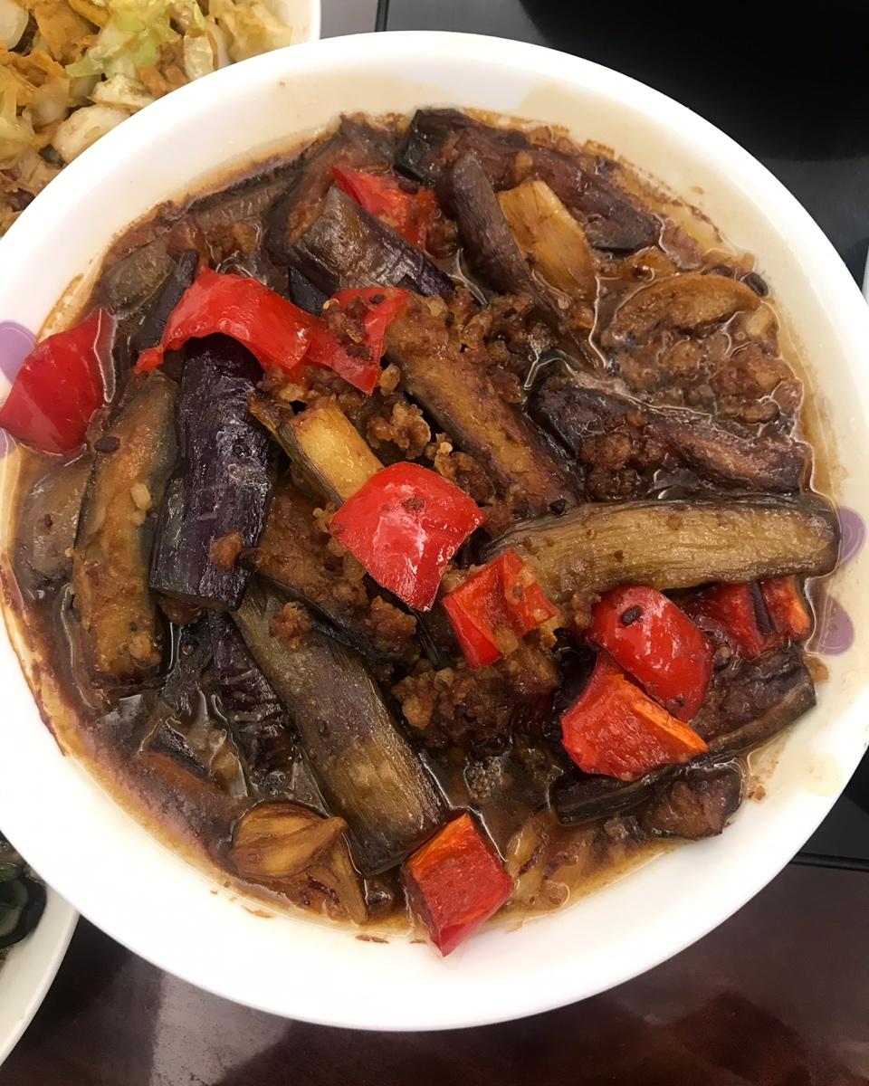 酱香肉末烧茄子