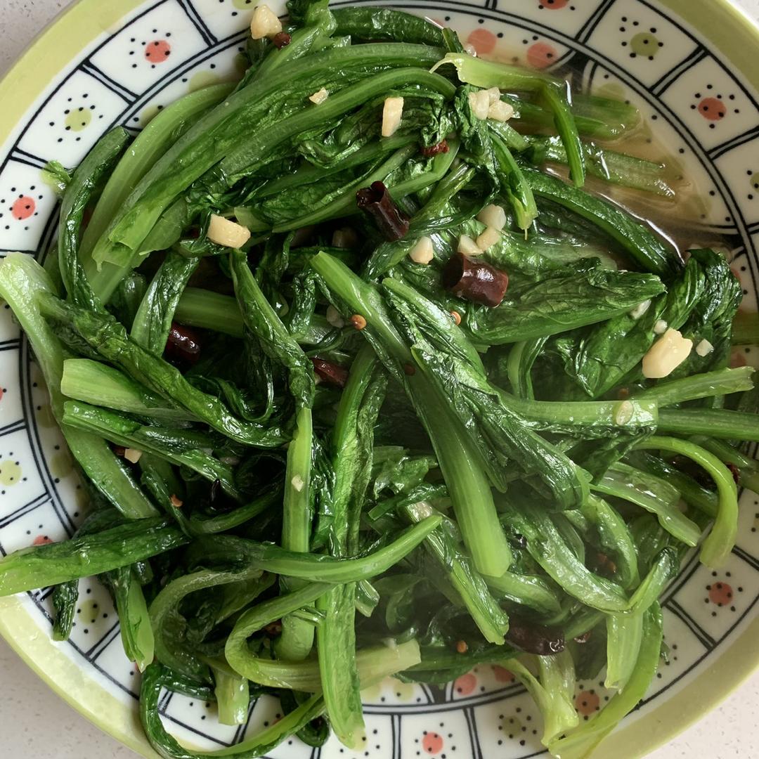 清炒油麦菜