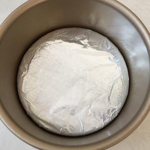 白巧轻乳酪蛋糕的做法 步骤1