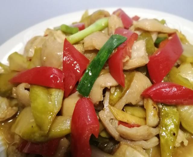 开胃爽口酸辣肥肠的做法