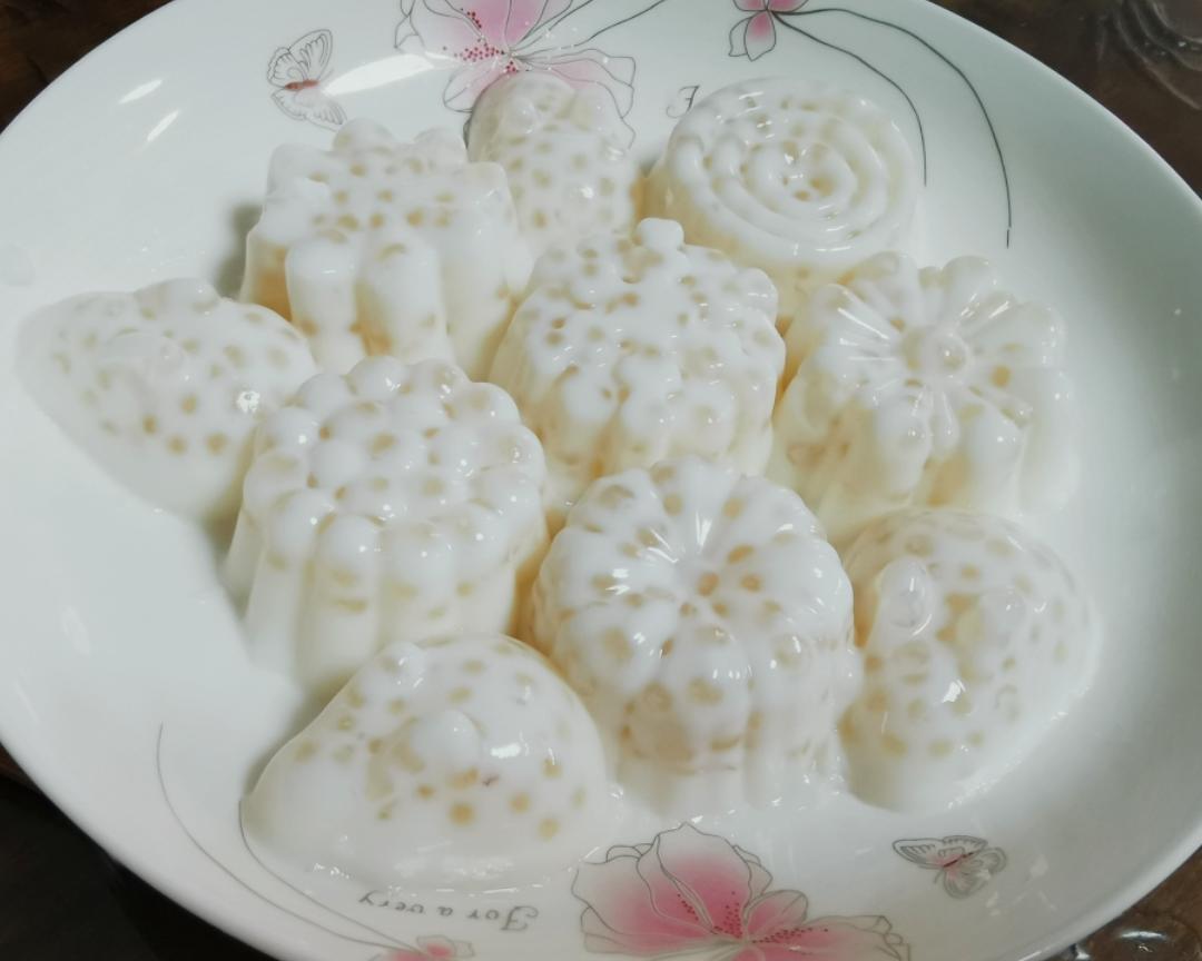 西米露椰汁糕～