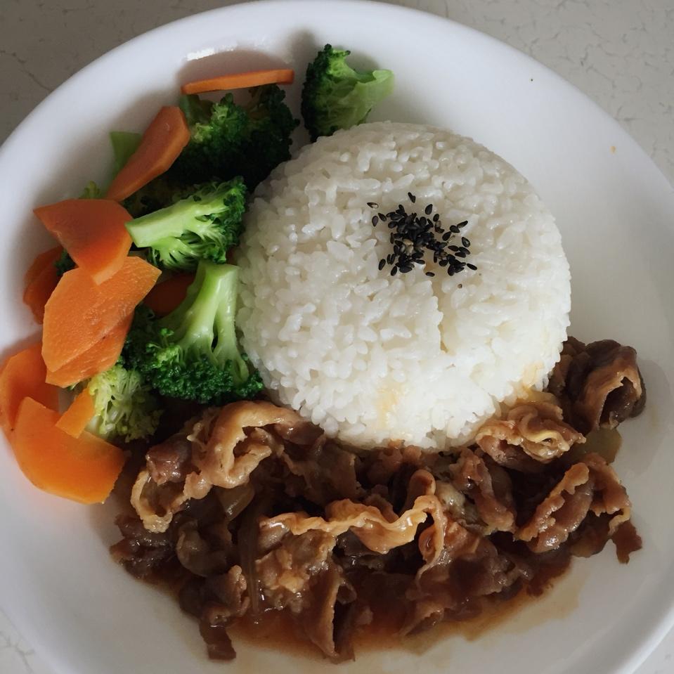 肥牛饭