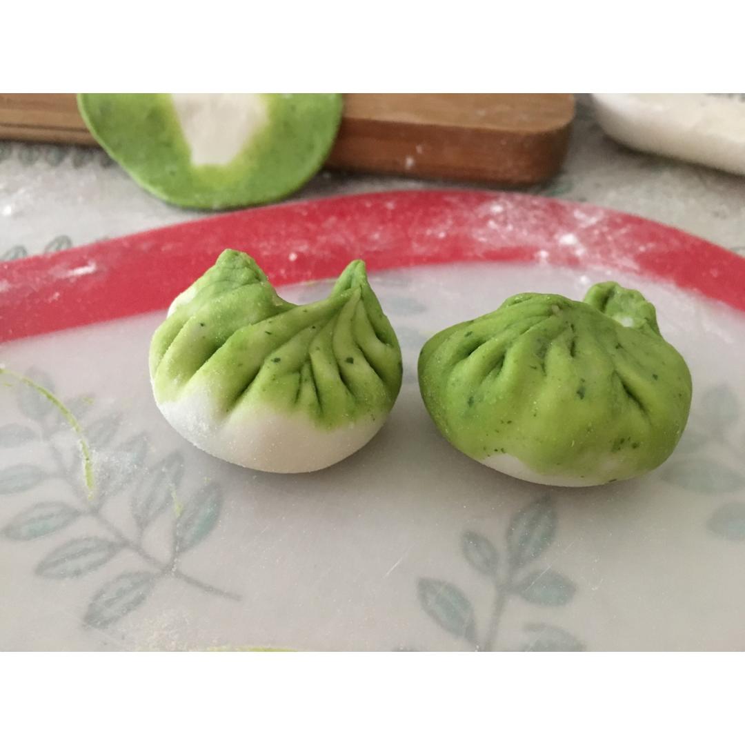 翡翠白玉白菜饺子详细版（附翡翠白玉白菜饺子包法，翡翠白玉饺子皮两种制法，面包机和面，翡翠白玉烧卖，各种馅料搭配）