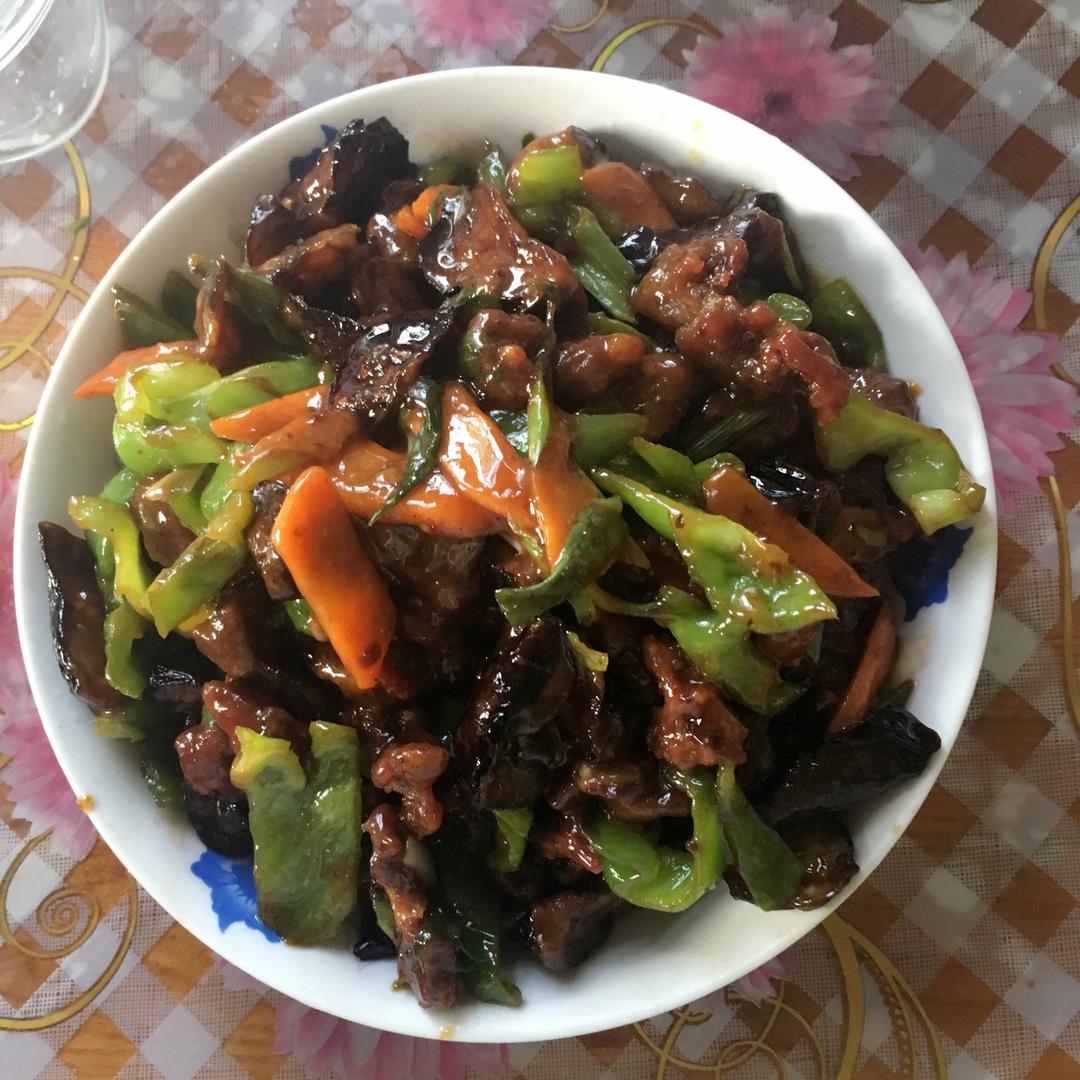溜肉段烧茄子（东北硬菜呀哈哈）