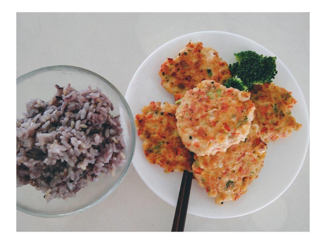 鸡胸肉虾仁鲜蔬饼