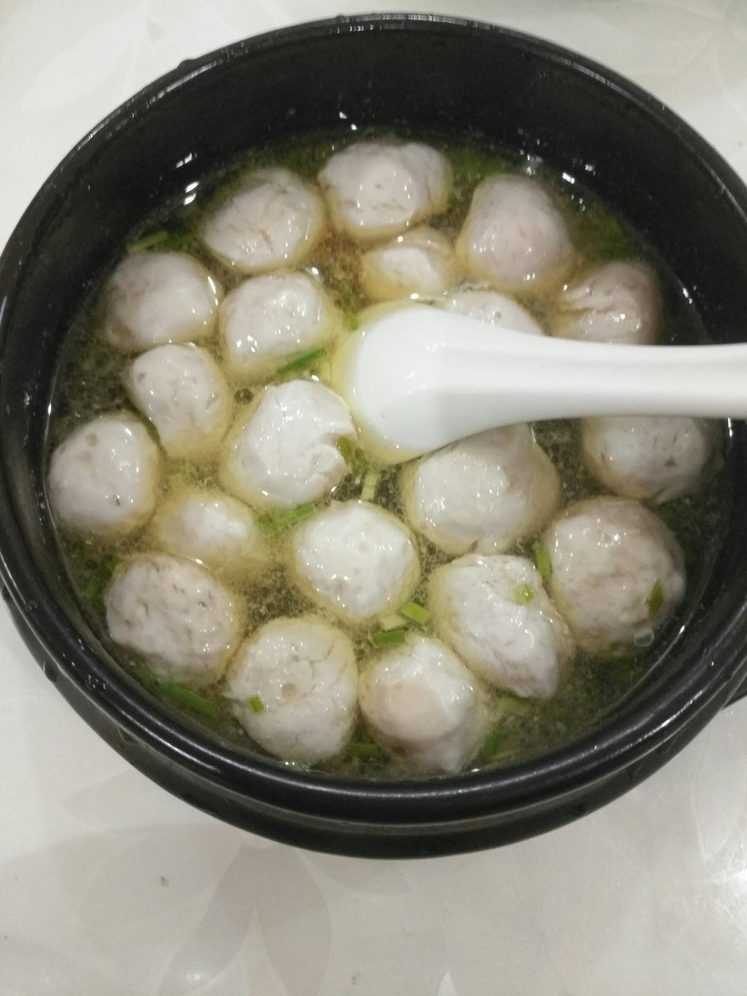 酸汤鱼丸的做法