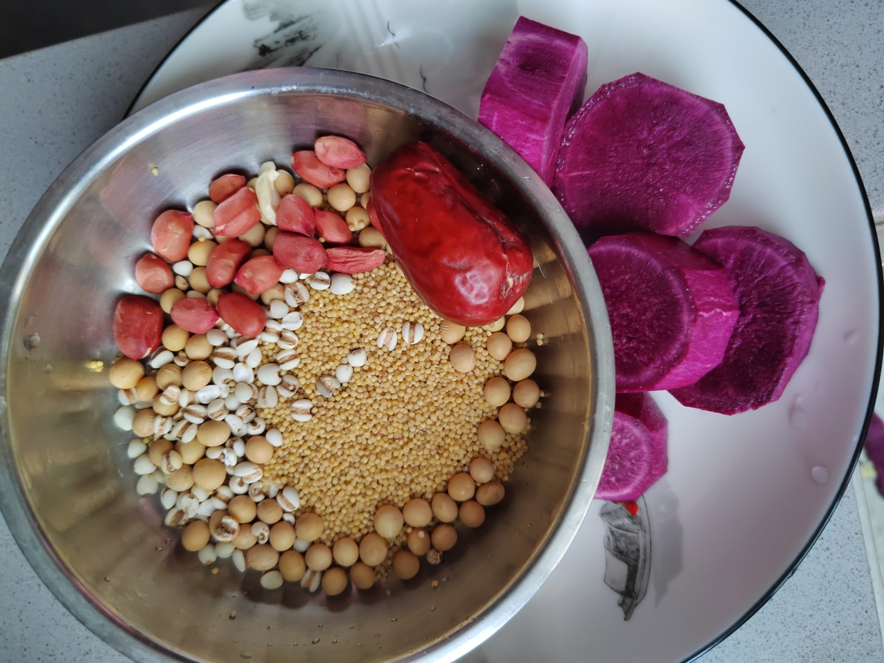 破壁机版紫薯豆浆—缤纷的季节