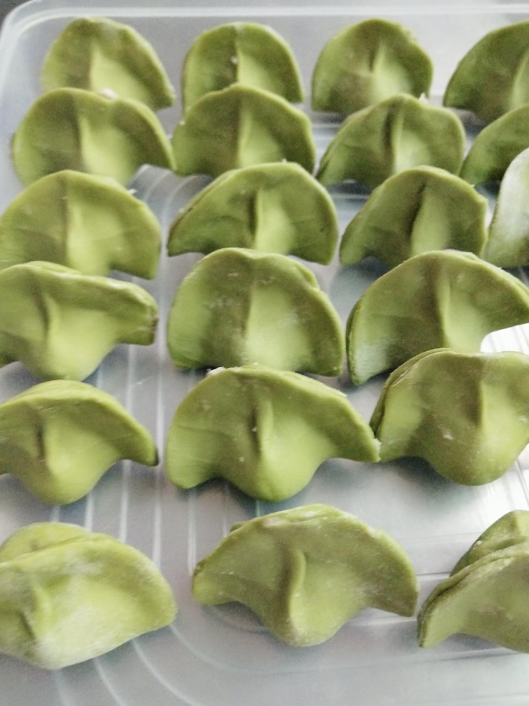 软萌的白菜饺子