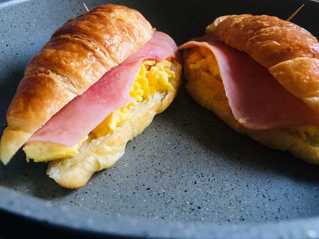 可颂三明治brunch