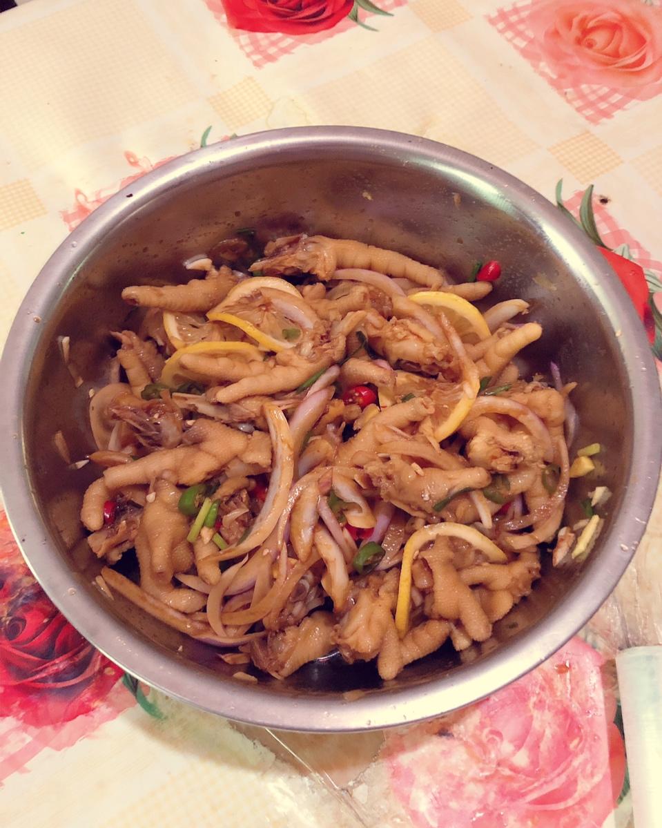 【柠檬酸辣鸡爪】自制超级无敌美味的网红鸡爪