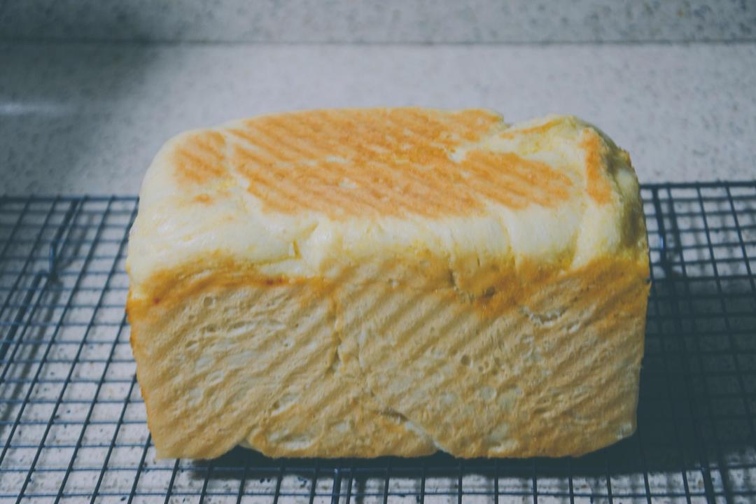椰蓉吐司面包 Coconut Loaf