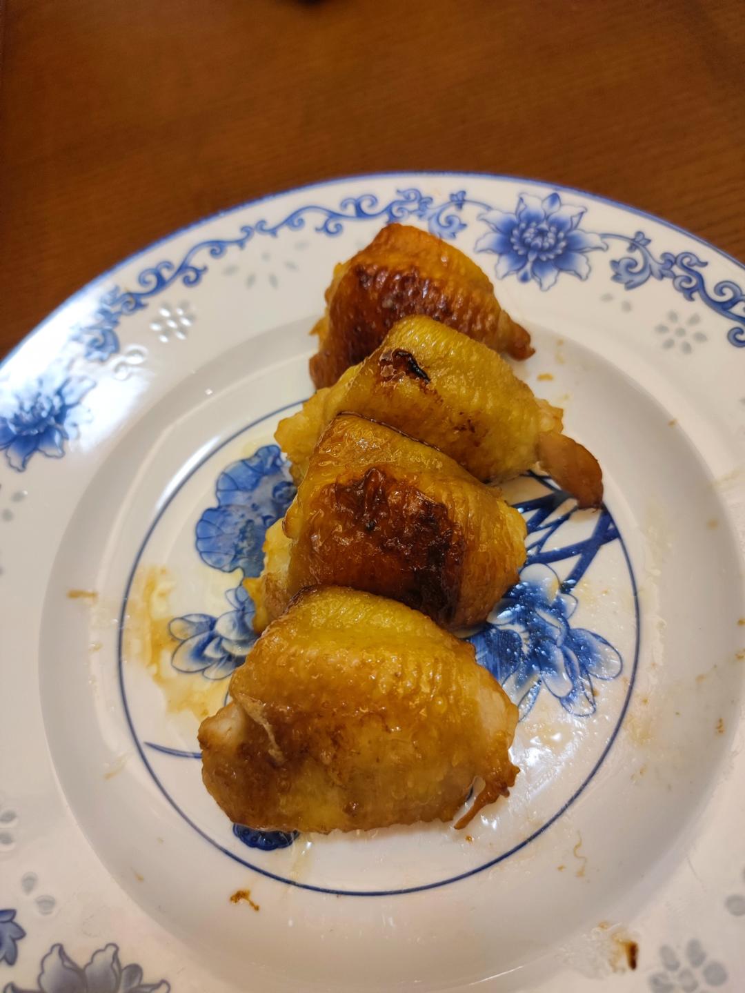 【鸡翅酿虾滑】