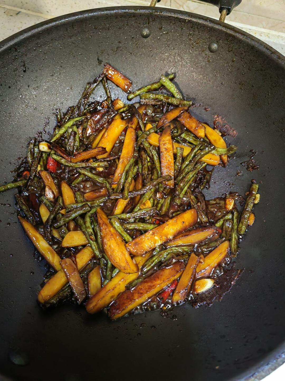 干煸豆角土豆