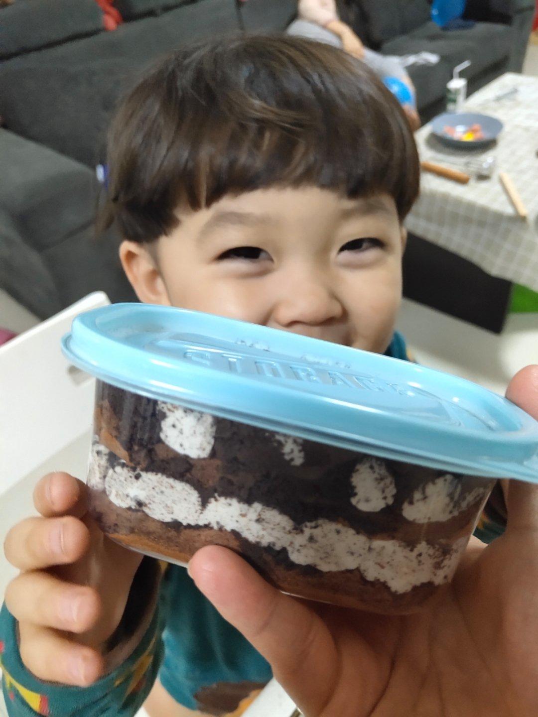 好吃到流泪的奥利奥咸奶油盒子蛋糕