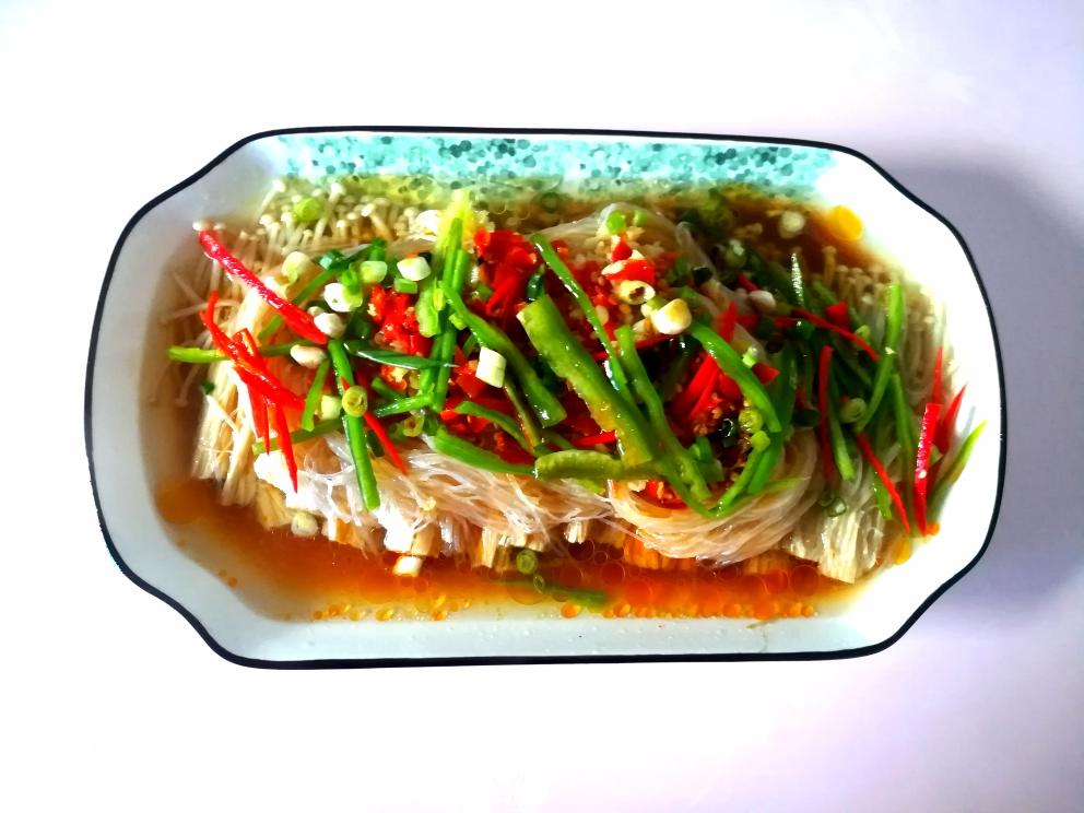 蒜末，粉丝，金针菇的做法