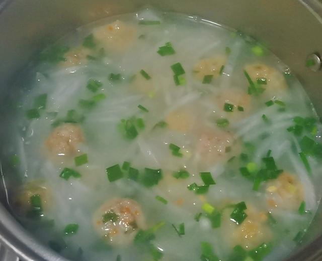 萝卜肉圆子汤的做法