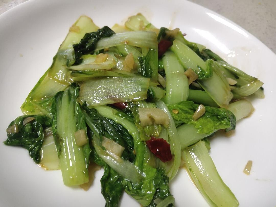 谁都会做的炝炒小白菜