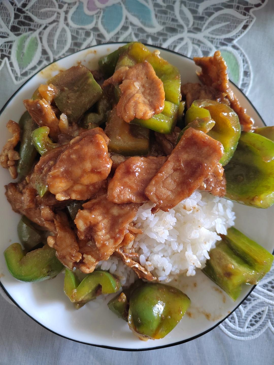 下饭神器👉青椒炒肉