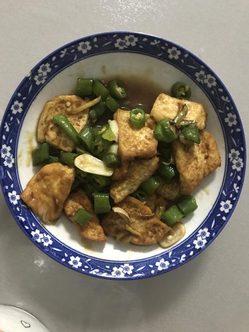 焖煎豆腐