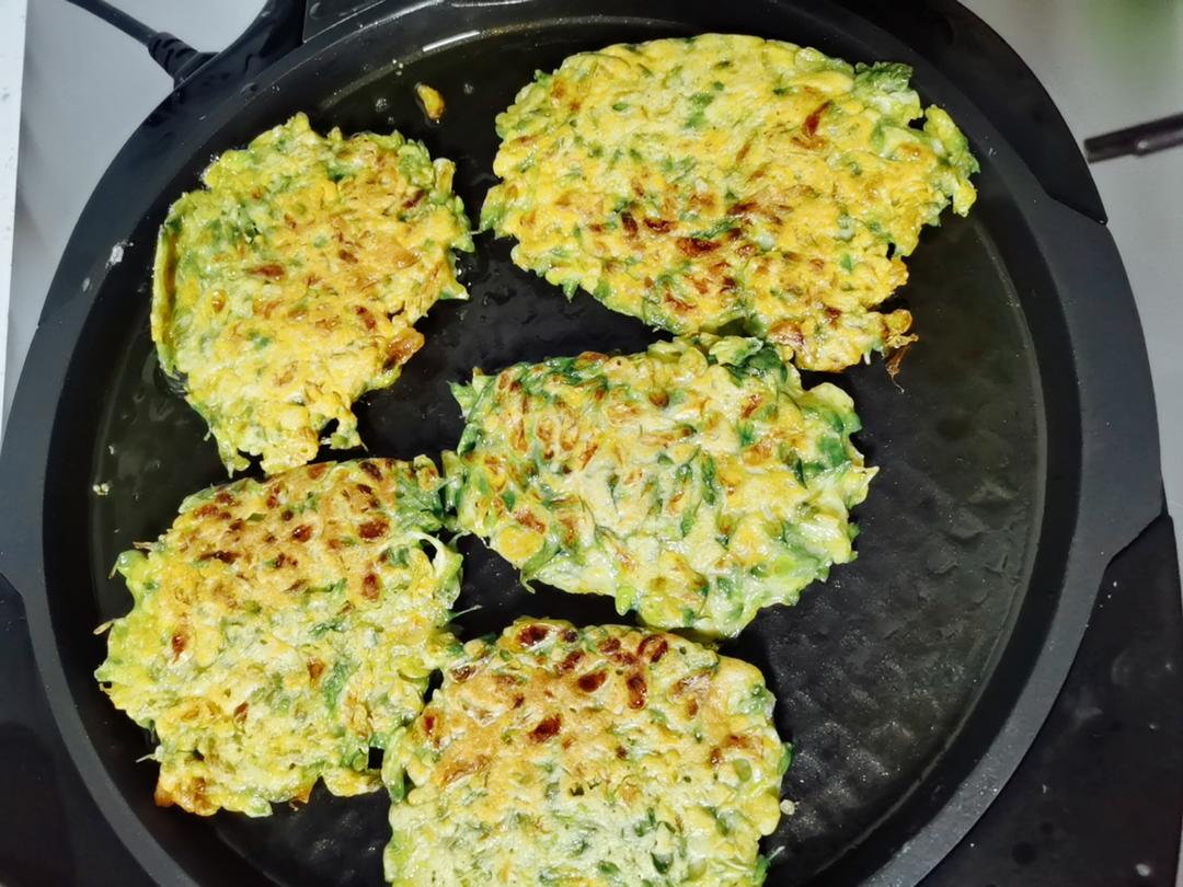 春天必吃槐花饼