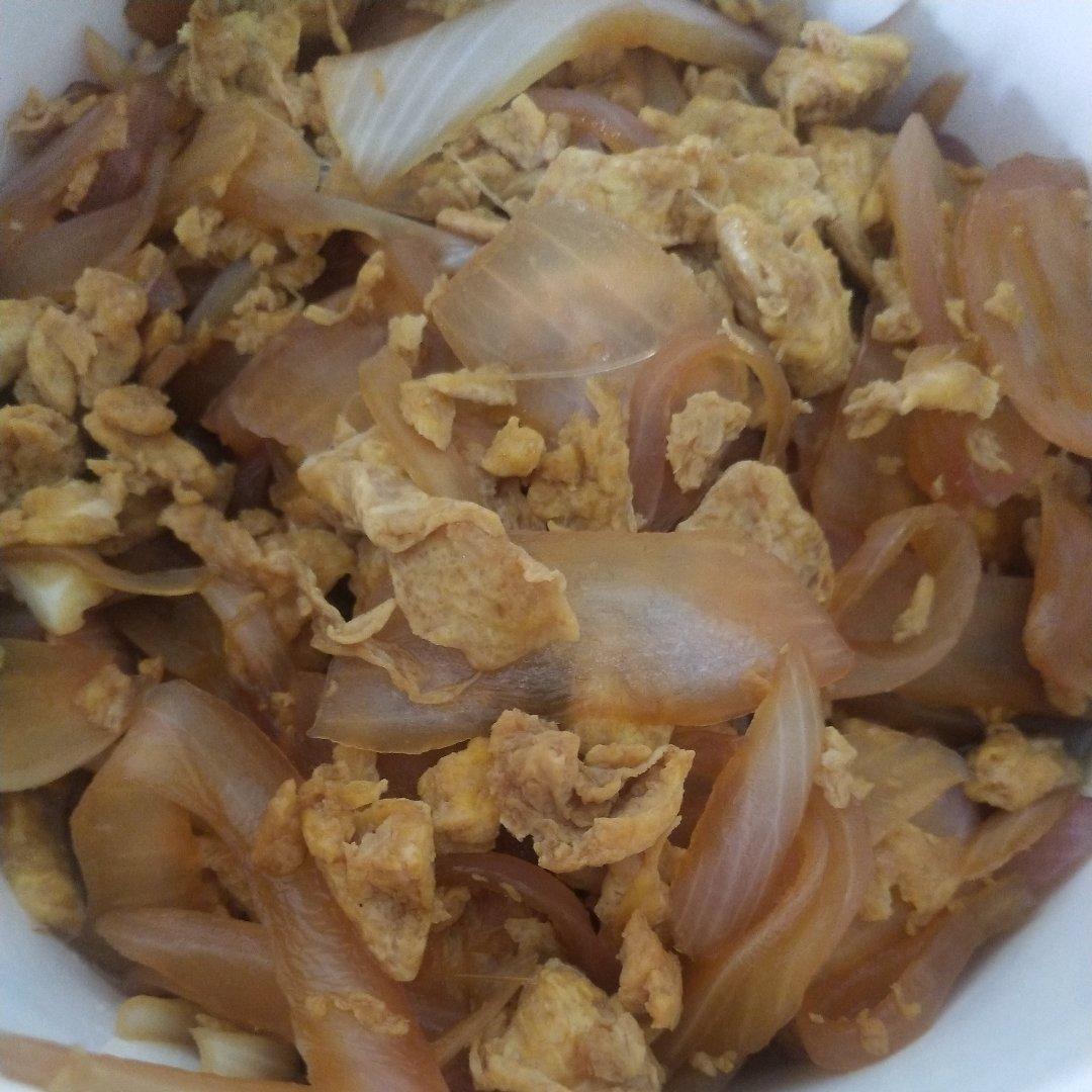 糖醋洋葱炒鸡蛋
