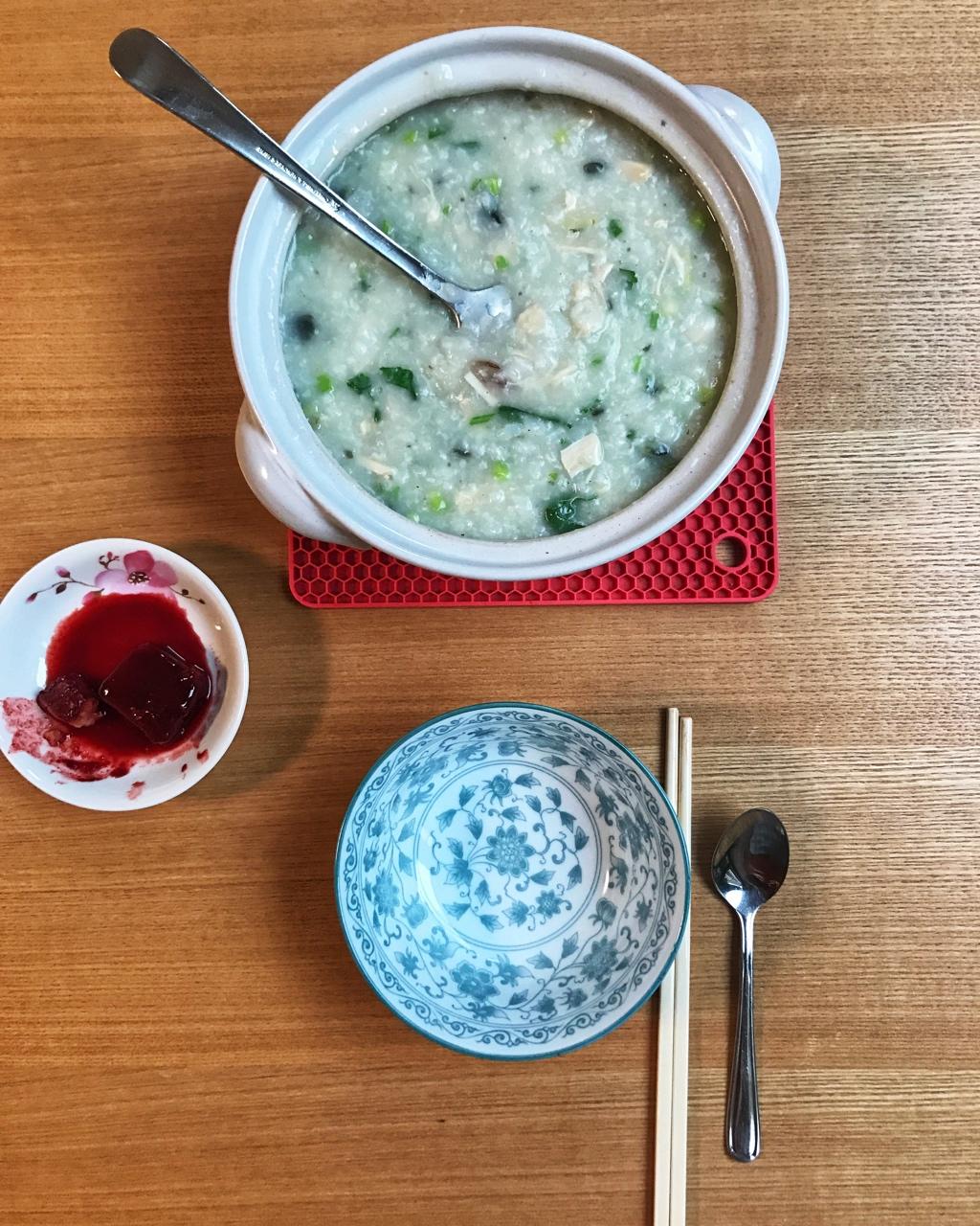 十五分钟快手之香滑皮蛋瘦肉粥(附五分钟电饭煲电压力锅更快捷方法)