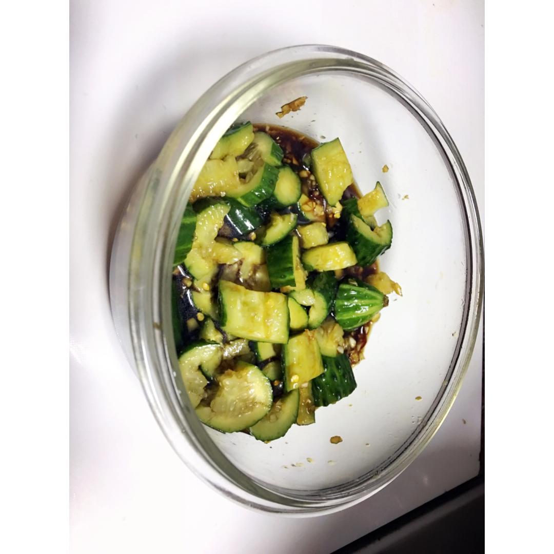 国民凉菜——拍黄瓜