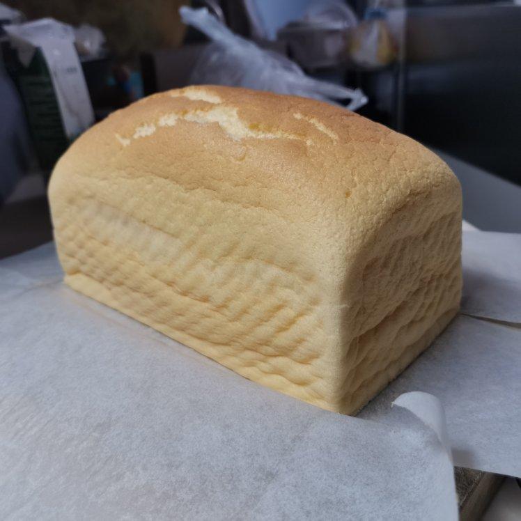 堪比柯基屁股
爆浆芝士🧀古早蛋糕