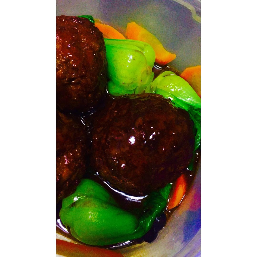 四喜丸子/红烧狮子头 Chinese Meatballs