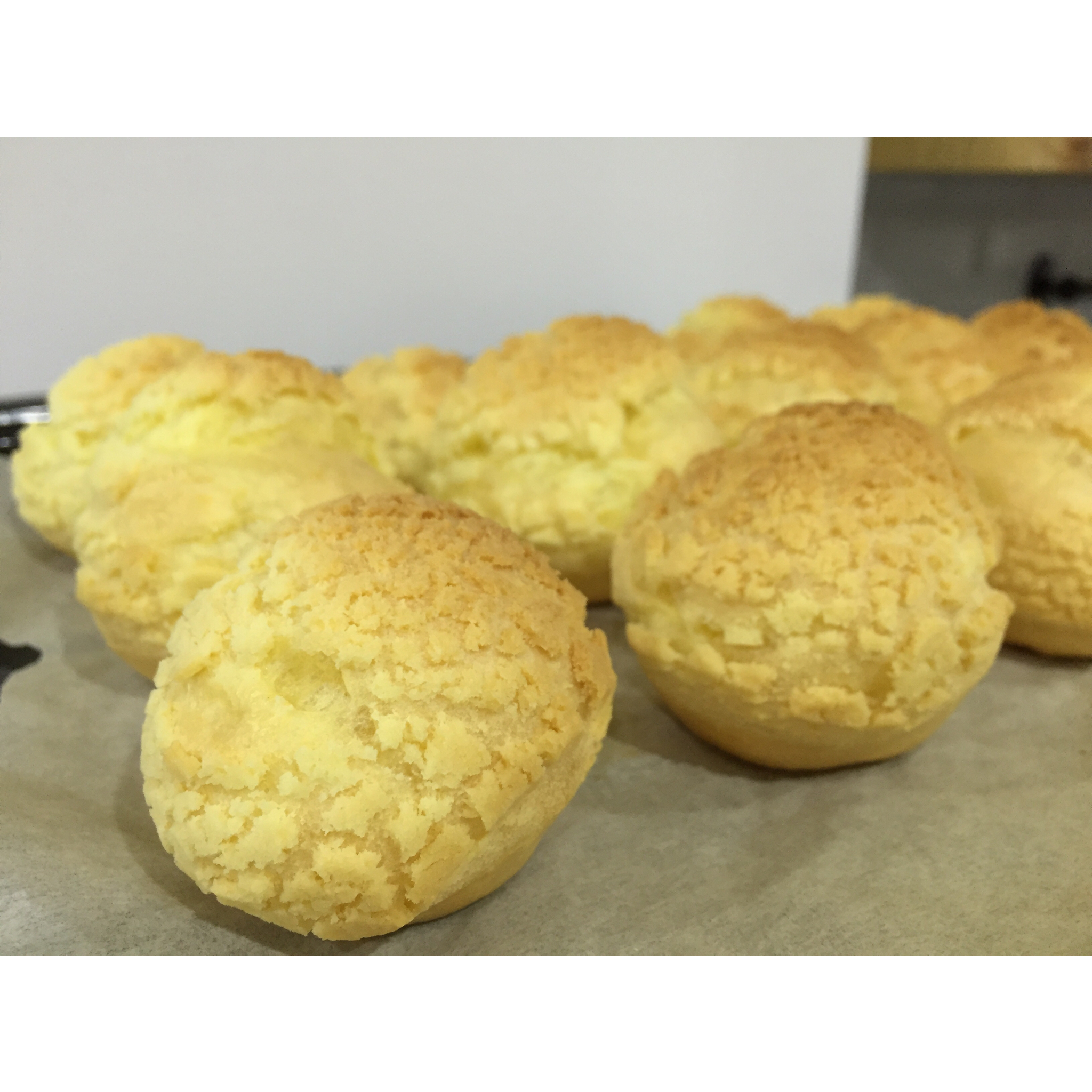 酥皮奶油泡芙--#皮黑森林#