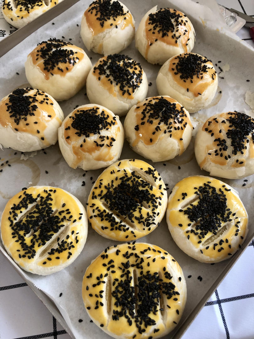 最详细的蛋黄酥方子修订版（新手必看）