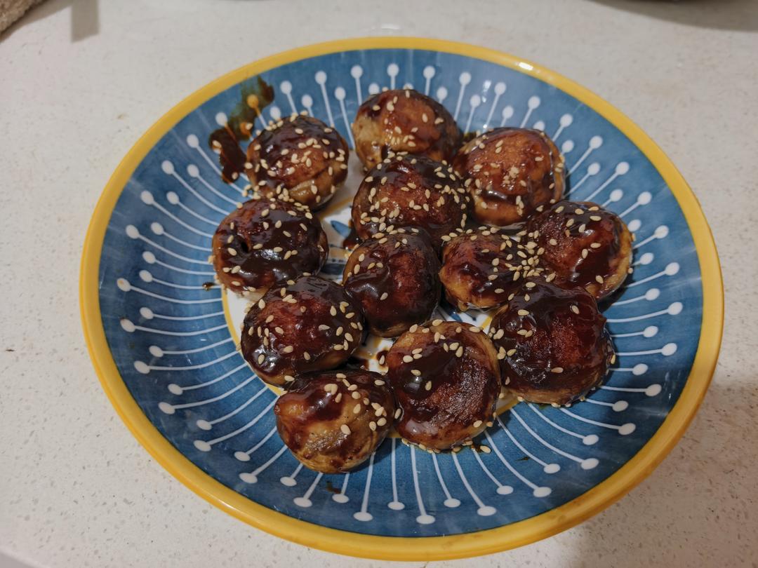 一口爆汁的虾滑酿口蘑