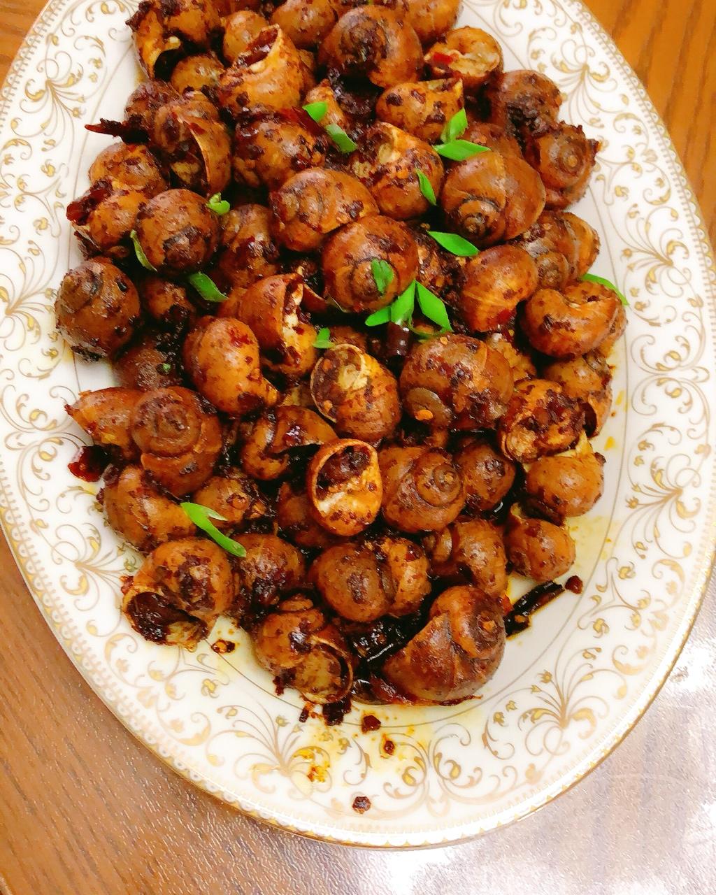 百依百顺做的辣炒香螺