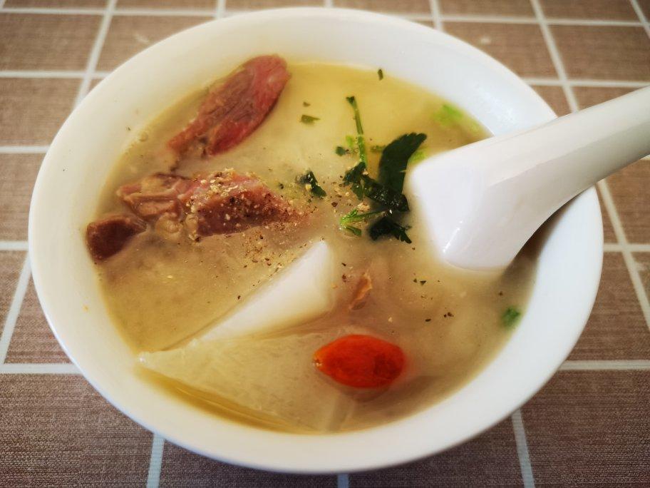 奶白鸭架汤（烤鸭）