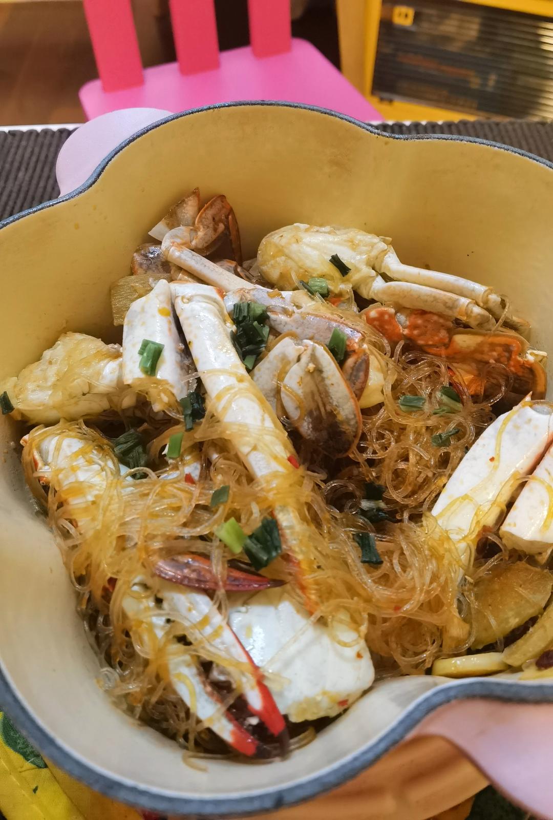 梭子蟹粉丝煲