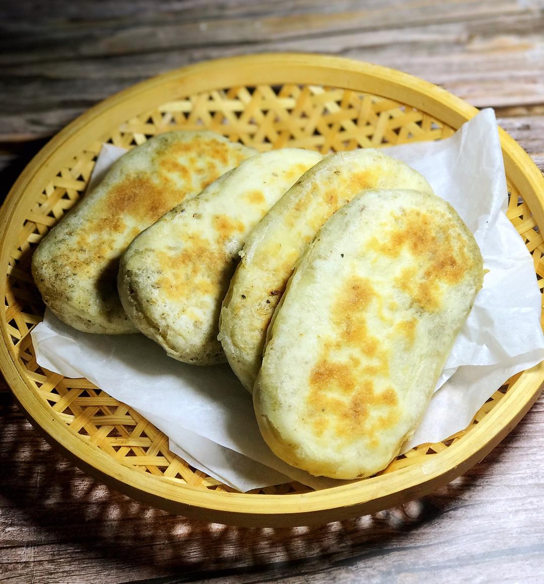 爱到平淡做的发面牛舌饼