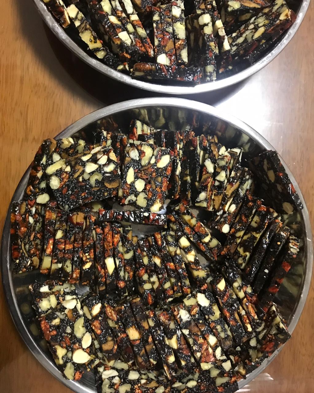 阿胶固元膏